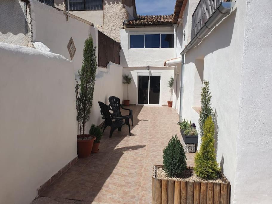 Casa Arriba Village House In Zarra Luaran gambar