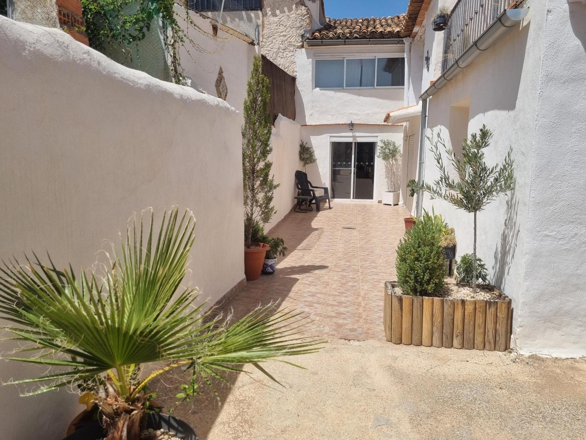 Casa Arriba Village House In Zarra Luaran gambar